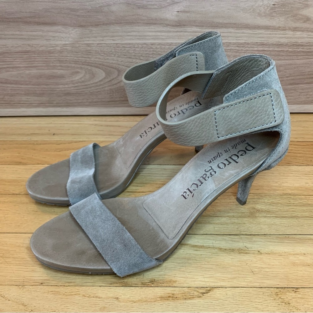 Pedro Garcia Taupe Suede Heels - Size 10